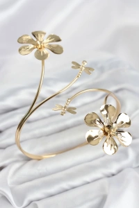 Pazu Bileklik Gold Renk Pirinç Çiçek Model