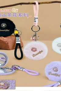Peluş Tasarımlı Anahtarlık Cep Aynası