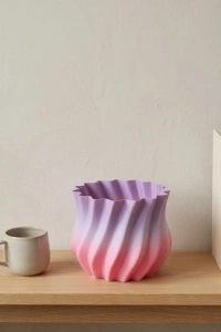 Pembe Lila Degrade Kıvrımlı 3D Vazo Estetik Ev Ofis Dekoru