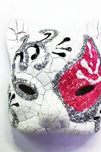 Pembe Renk İşlemeli Seramik Malzemeden İmal Venedik Kedi Model Magnet