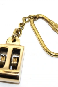 Pirinç Anahtarlık Model 1