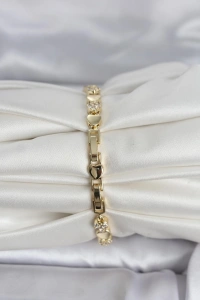 Pirinç Gold Renk Kalpli Model Kadın Bileklik