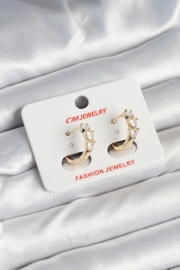 Pirinç Gold Renk Kalpli Zirkon Taşlı Kadın Küpe