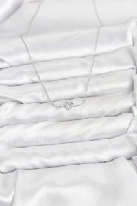 Pirinç Gümüş Renk Düğüm Kalp Model Kadın Kolye