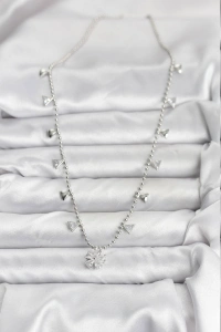 Pirinç Gümüş Renk Zirkon Taşlı Çiçek Model Kadın Kolye