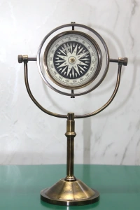 Pirinç Masa Üstü Pusula Model 4