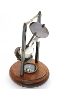 Pirinç Pusulalı Kum Saati Model 4