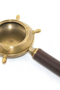 Pirinç Tutmalı Dümenli Küllük