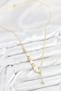 Pirinç Yılan Model Gold Renk Asansörlü Kadın Kolye