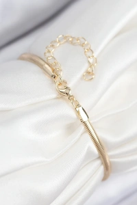 Pirinç Zirkon Taşlı Yonca Model Gold Renk Kadın Bileklik