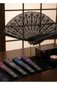 Plastik Pullu Yelpaze Siyah Renk