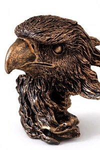 Polyester Kartal Büstü