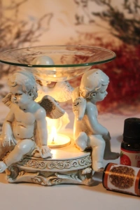 Polyester Melekli Buhurdanlık Model 3