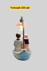 Romantik Sandal Üzerinde Çift Figürü LED Gece Lambası Masa Dekoru