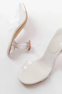 S-618 Beyaz Rugan Çift  Bantlı Topuklu Kadın Terlik