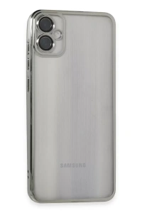 Samsung Galaxy A05 Kılıf Lensli Silikon - Gümüş