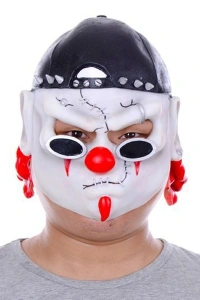 Şapkalı Lateks Maske