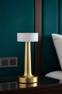 Şarjlı Dokunmatik LED Masa Lambası 3 Renk Dimmer Özellikli