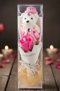 Şeffaf Kutulu Ayıcıklı Gül Buketi