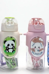 Sevimli 3D Desenli Su Matarası (BPA İçermez)