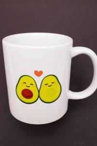 Sevimli Avokado Çift Baskılı Kupa Bardak