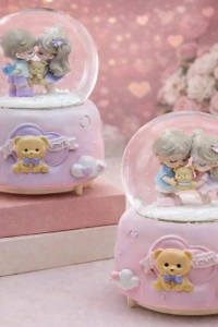 Sevimli Çift Tasarımlı Büyük Boy Otomatik Kar Küresi