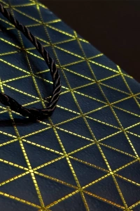 Siyah Geometrik Desenli Mini Boy Karton Hediye Çantası