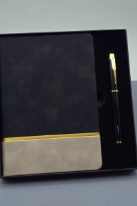Siyah Gold Detaylı Termo Deri Defter Ve Metal Roller Kalem Hediye Seti