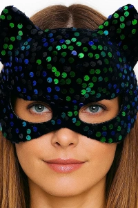 Siyah Kadife Kumaş Üzerine Mavi Yeşil Payetli Pullu Parti Maskesi 16x14 cm