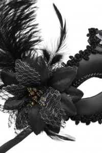 Siyah Mat Renk Yandan Tüylü Güllü Parti Balo Venedik Maskesi