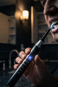 Sonic Diş Fırçası Derinlemesine Temizlik ve Hassas Diş Bakımı