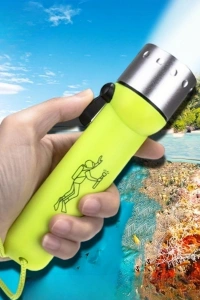 Süper Parlak LED Su Altı Dalış Feneri