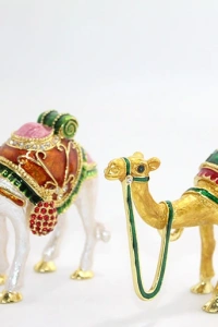Swarovski Taşlı Tekli Deve Figürü Model 4