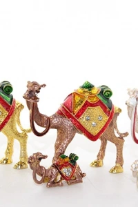 Swarovski Yavrulu Deve Model 3