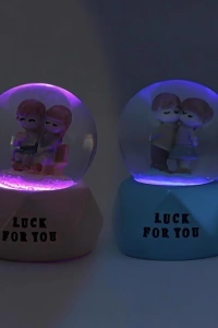 Tatlı Çift Temalı Mini Boy Işıklı Kar Küresi