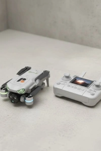 Tek Tuşla Kalkış İniş Özellikli Katlanabilir Drone