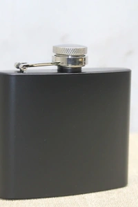 Tekli Siyah 5 Oz Matara