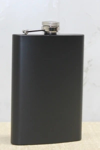 Tekli Siyah 9 Oz Matara