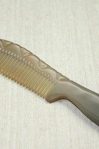 Tutmalı Kemik Tarak Model 3