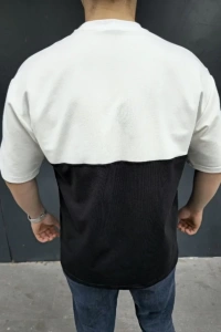 Unisex Torba Cep Detaylı Parçalı T-Shirt - Siyah