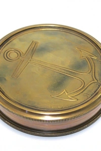 Üzeri Çapa İşlemeli Pirinç Kullanışlı Pusula