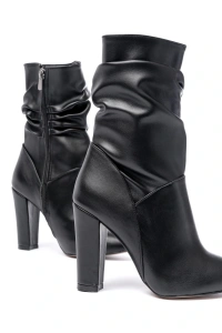 VRT-4815 Siyah Yüksek Kalın Topuklu Körüklü Fermuarlı Kadın Bot