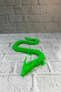 Yeşil Hareketli Ejderha Figürü Esnek Gövdeli Fantastik Dekor 60 cm