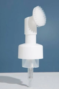 Yüz Temizleme Köpüğü Şişesi