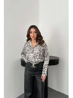 Siyah Leopar Desenli Saten Gömlek