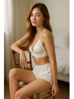 Kadın Beyaz Yüksek Bel Şortlu Bralet Takım