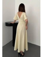 Beyaz Düğmeli Midi Boy Poplin Elbise