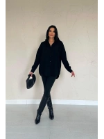 Siyah Gömlek