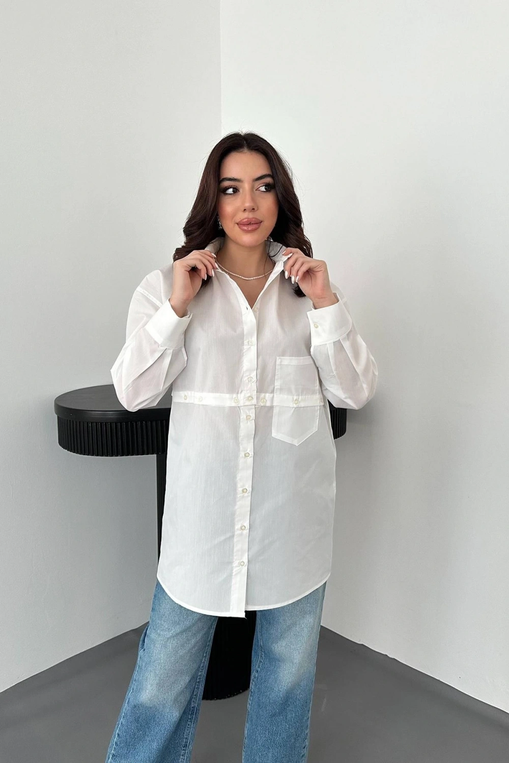 Beyaz Beli Ayrılabilen Poplin Gömlek