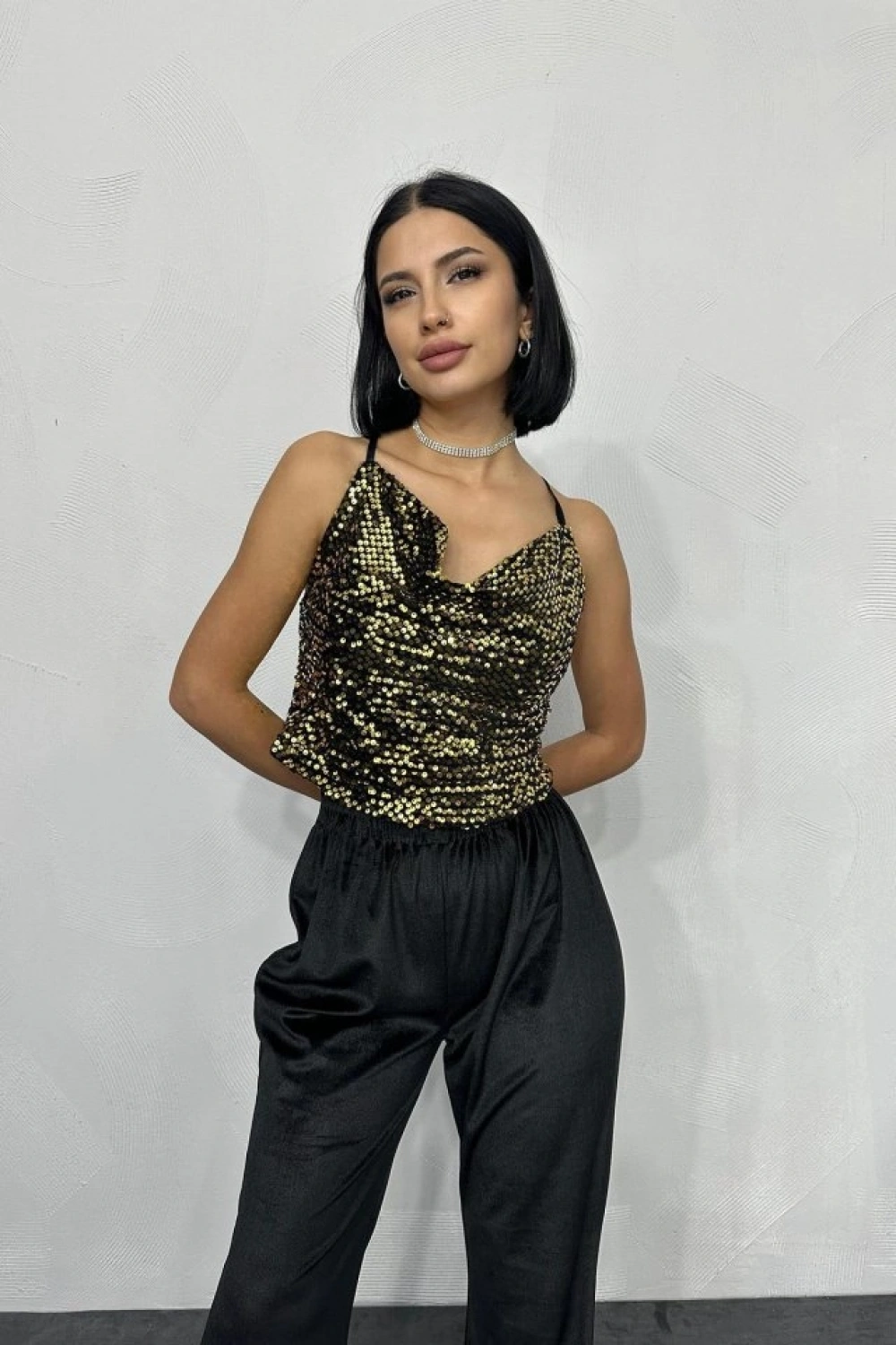 Gold Askılı Degaje Bluz